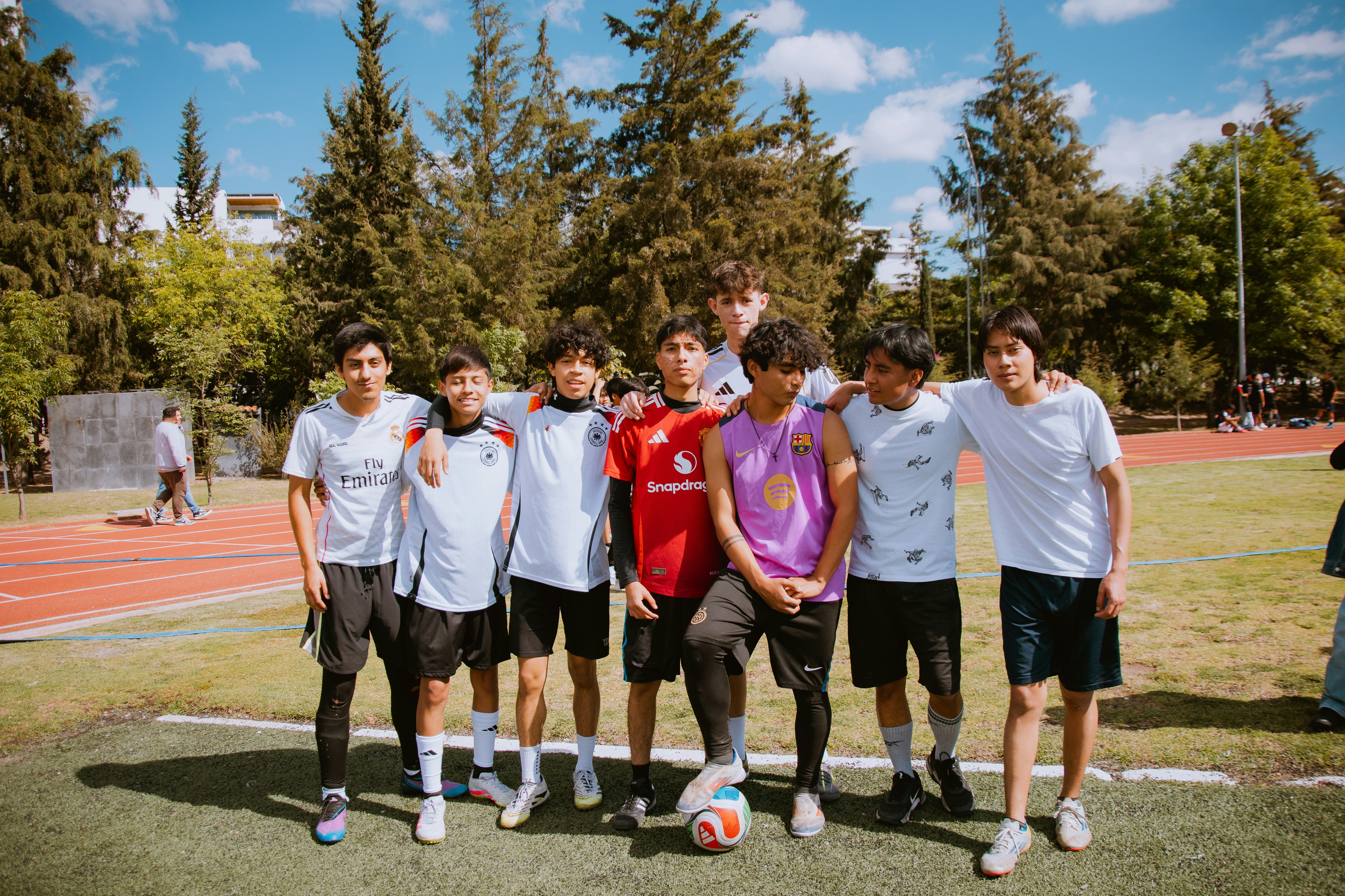 中国女子高尔夫球公开赛 王梓萱庞润芝会馆领先