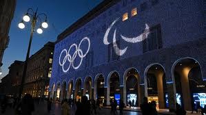 老虎机时间成本：高频操作如何掩盖真实亏损速度？（高频玩法的时间陷阱：老虎机如何让亏损速度被遮蔽？）